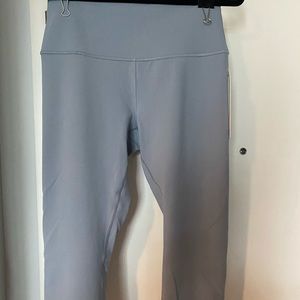 Lululemon wunder under train hr crop 21”